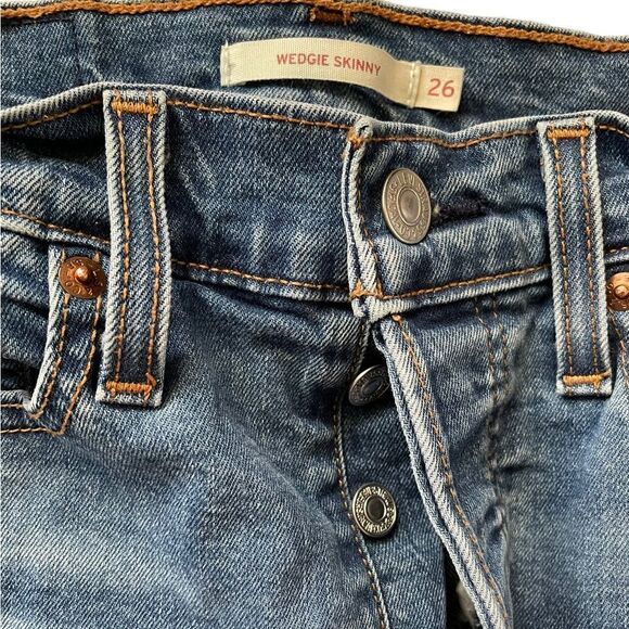 LEVI'S Wedgie Skinny Jeans Size 26 - Picture 8 of 9